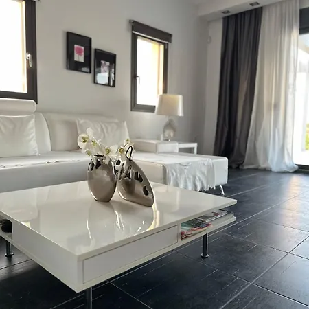 Sani Invictus Villa *